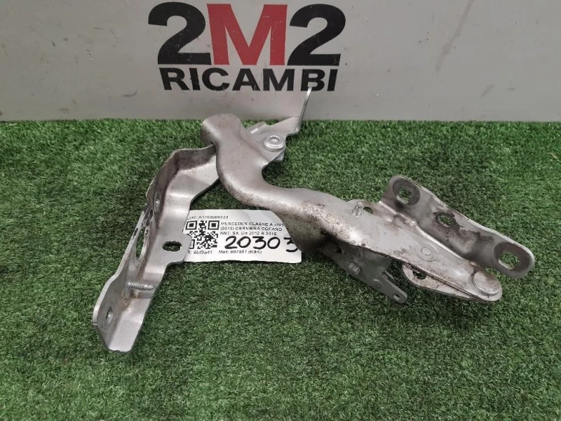 Cerniera Cofano ANT SX A1768800328 Mercedes Classe A W176 2013