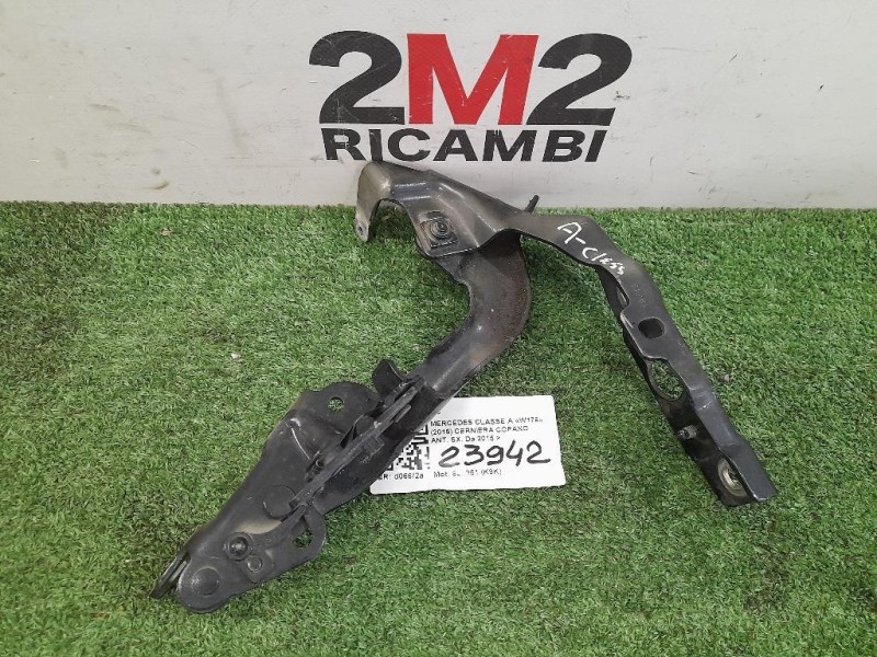 Cerniera Cofano ANT SX A1768800328 Mercedes Classe A W176 2015