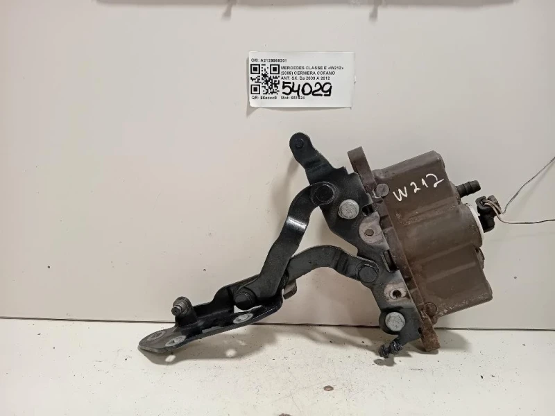 Cerniera Cofano ANT SX A2129066201 Mercedes Classe E W212 2009
