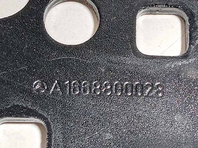 Cerniera Cofano ANT SX A1668800028 Mercedes Classe GLE W166 2015