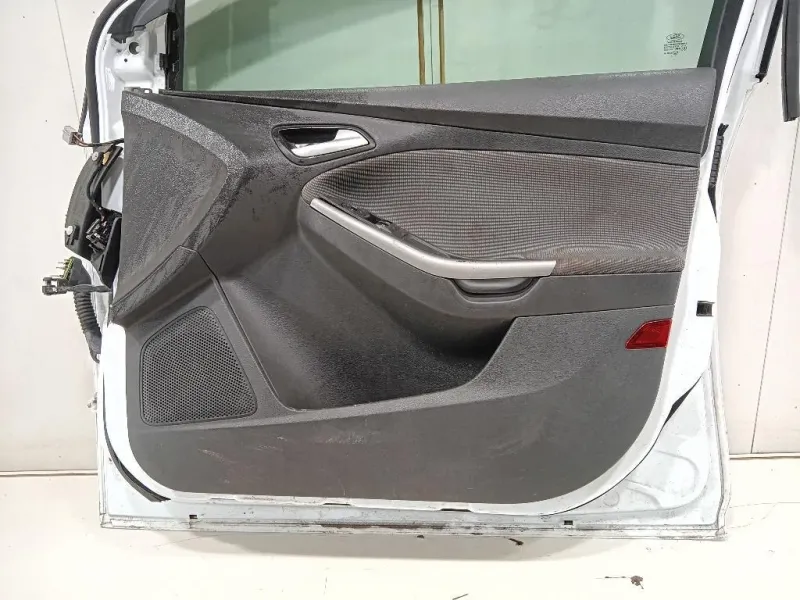 Porta ANT DX 2147844 Ford Focus IV SW 2011