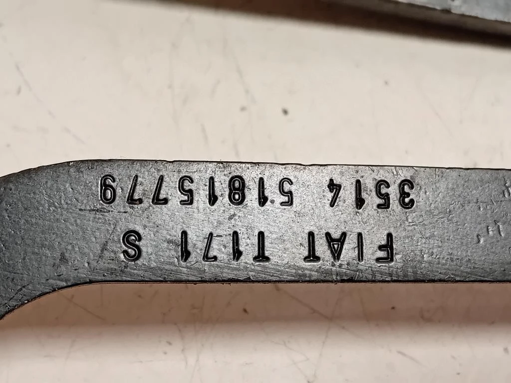 Cerniera Guida Porta Scorrevole INF POST DX 5181408251813667 DX+SX Fiat Doblò III Cargo 2010