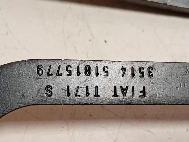 Cerniera Guida Porta Scorrevole INF POST DX 5181408251813667 DX+SX Fiat Doblò III Cargo 2010