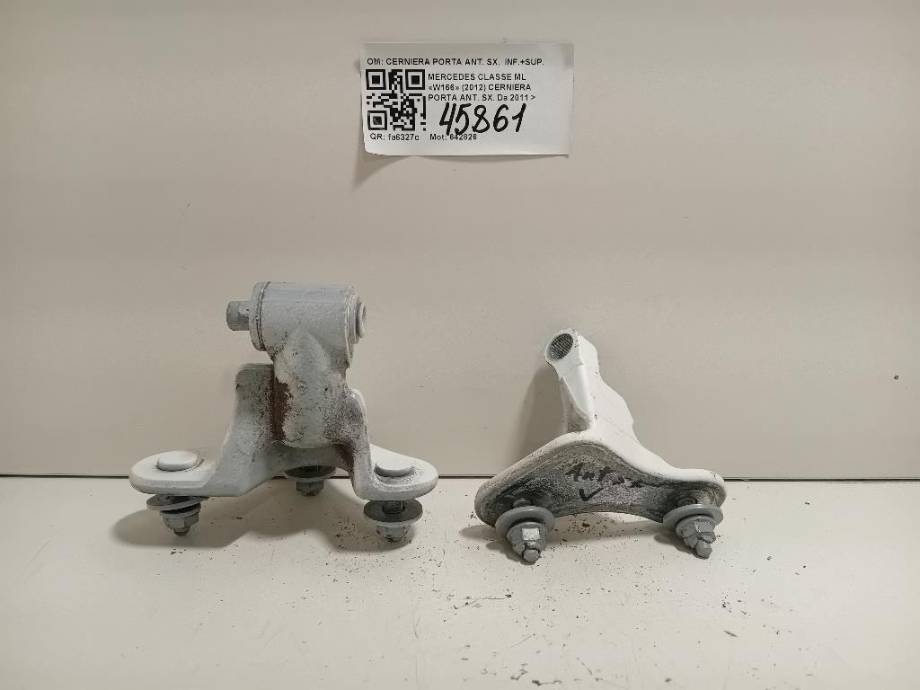 Cerniera Porta ANT SX CERNIERA PORTA ANT SX INF+SUP Mercedes Classe ML W166 2012