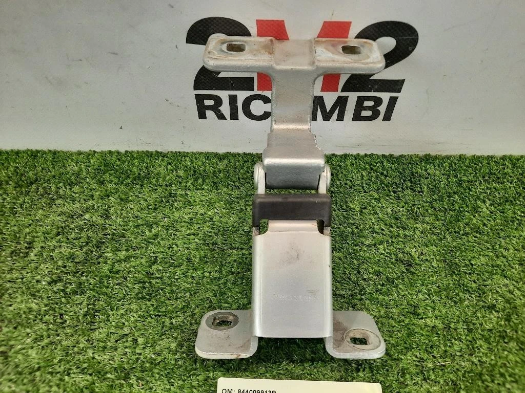 Cerniera Porta DI Carico INF POST DX 844009913R Dacia Dokker 2013