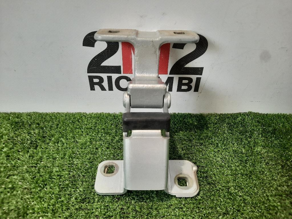 Cerniera Porta DI Carico SUP POST DX 844009913R Dacia Dokker 2013