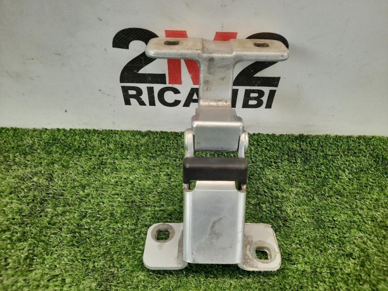 Cerniera Porta DI Carico SUP POST DX 844009913R Dacia Dokker 2013