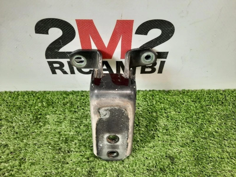 Cerniera Porta INF ANT SX 6931063J00000 Suzuki Splash 2008