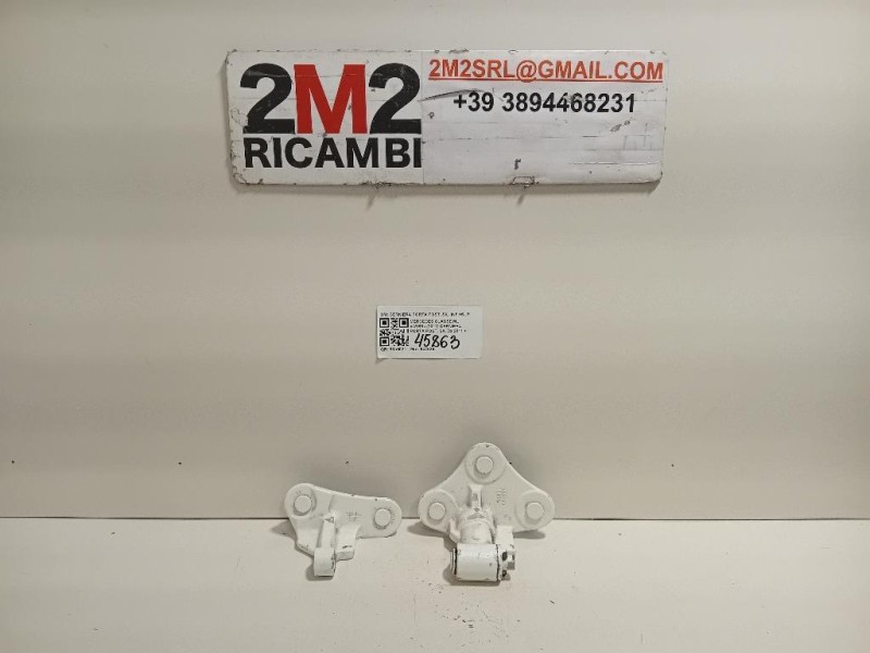 Cerniera Porta POST SX CERNIERA PORTA POST SX INF+SUP Mercedes Classe ML W166 2012