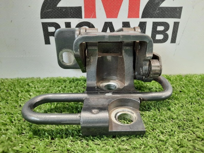 Cerniera Porta POST SX 1K4833411N Volkswagen GOLF VI 2009