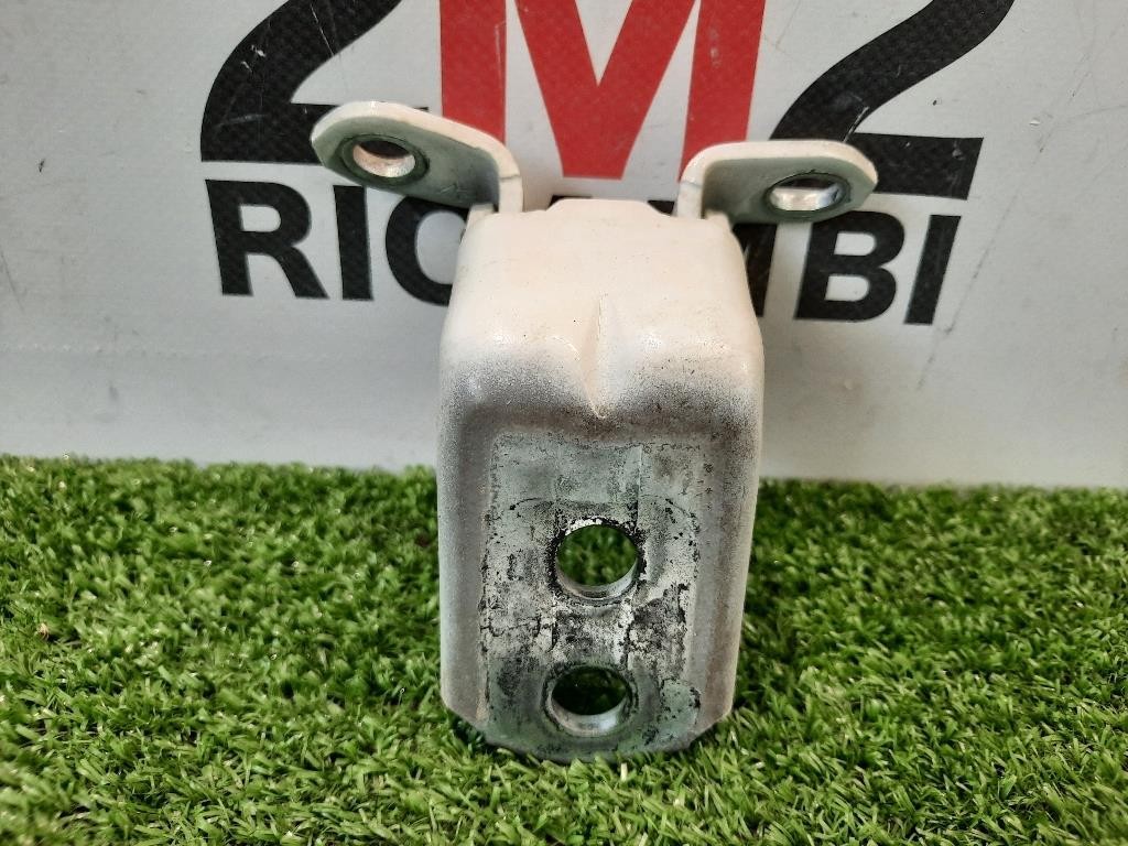 Cerniera Porta SUP ANT SX 82420JY00A Renault Koleos I 2008