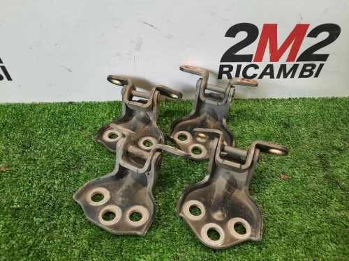 Cerniera Porta SUP ANT SX 6281009001 Ssangyong Kyron 2005