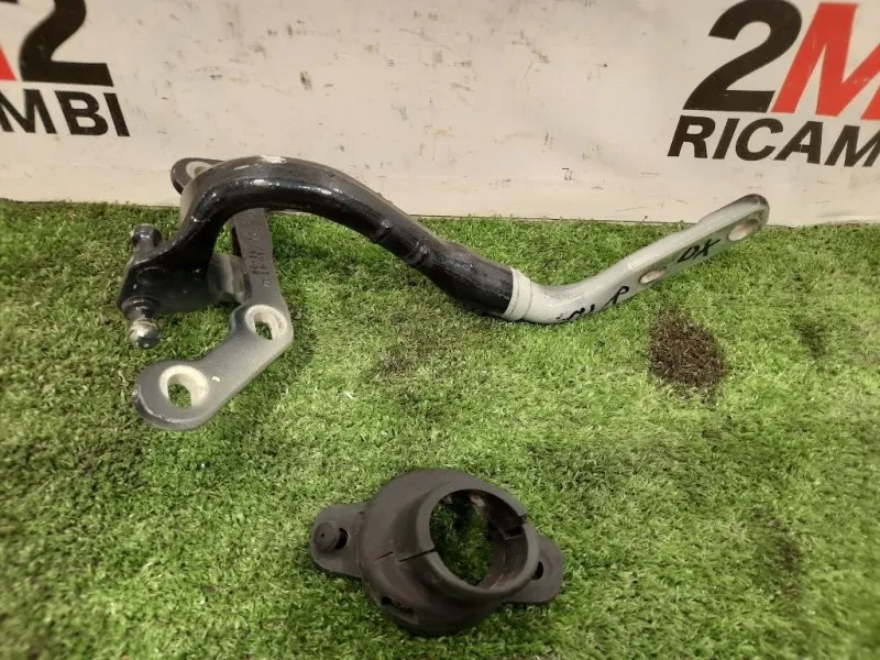 Cerniera Portello POST DX A251 750 04 37 Mercedes Classe R W251 2006