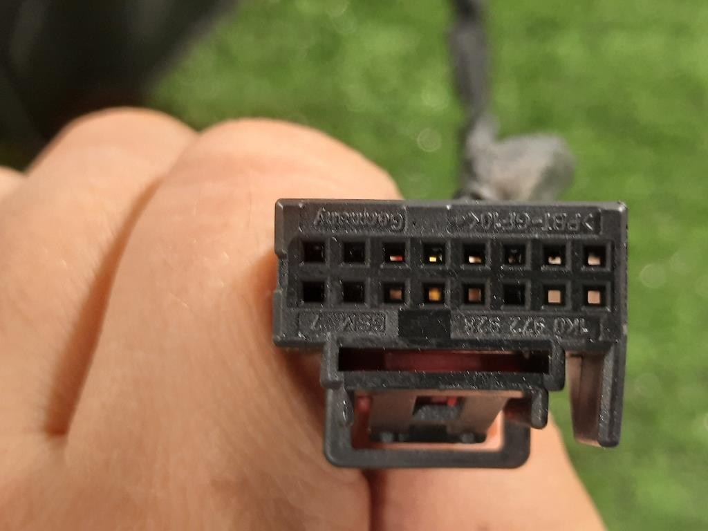 Porta ANT DX 760041W010 Kia RIO III 2012