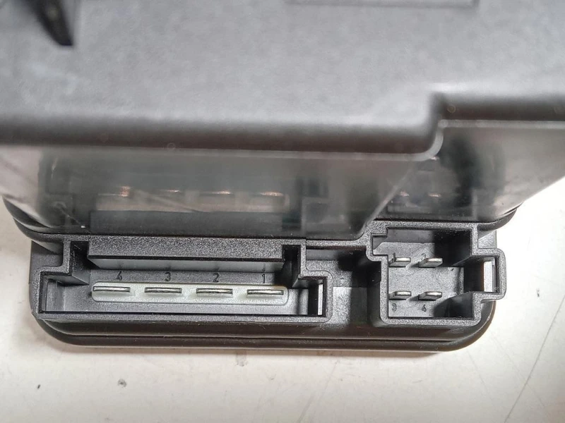 Chiusura Centralizzata Valvola PER Vuoto Daria 1708000848 CHIUSURA CENTRALIZZATA PORTA ANTIFURTO Mercedes Classe SLK R170 1997