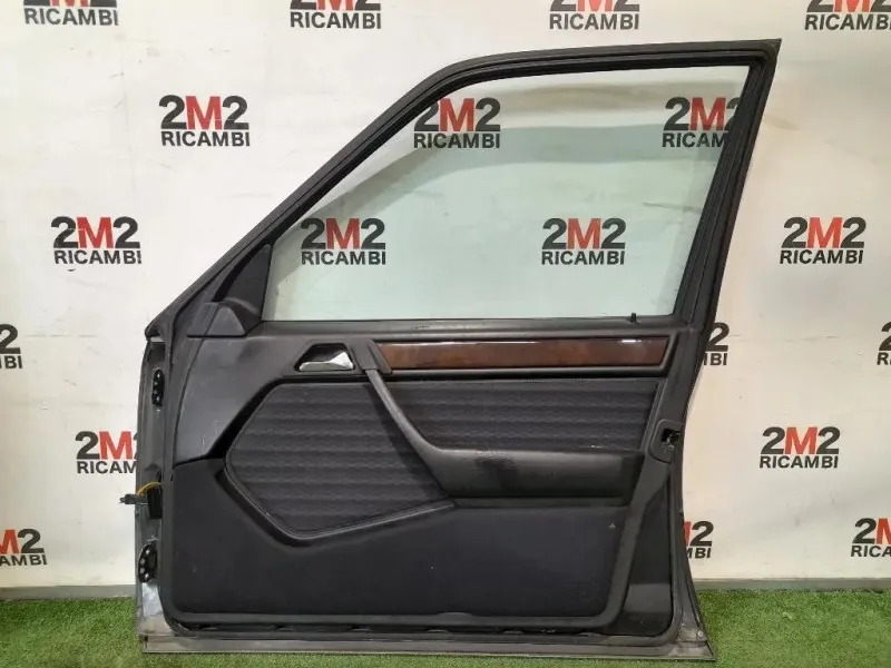 Porta ANT DX NUDA A1247202605 Mercedes Classe E W124 1985