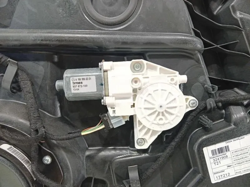 Porta ANT DX A1667200205 Mercedes Classe ML W166 2012