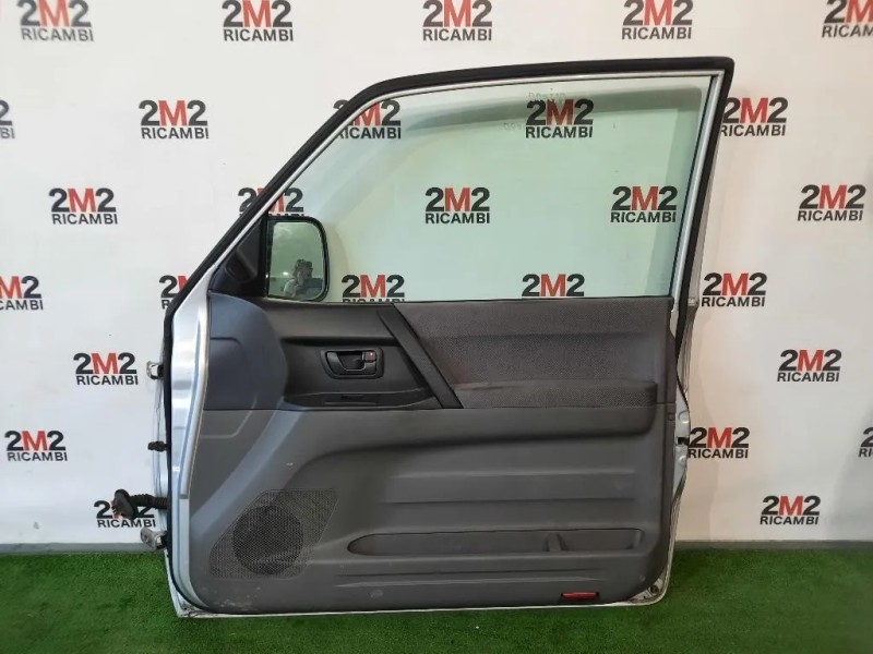 Porta ANT DX NUDA 5700A884 Mitsubishi Pajero III 2000