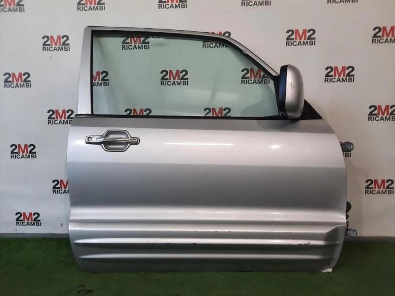 Porta ANT DX NUDA 5700A884 Mitsubishi Pajero III 2000