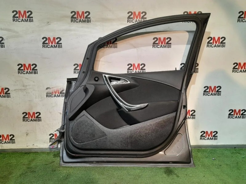 Porta ANT DX 13330766 Opel Astra J SW 2010