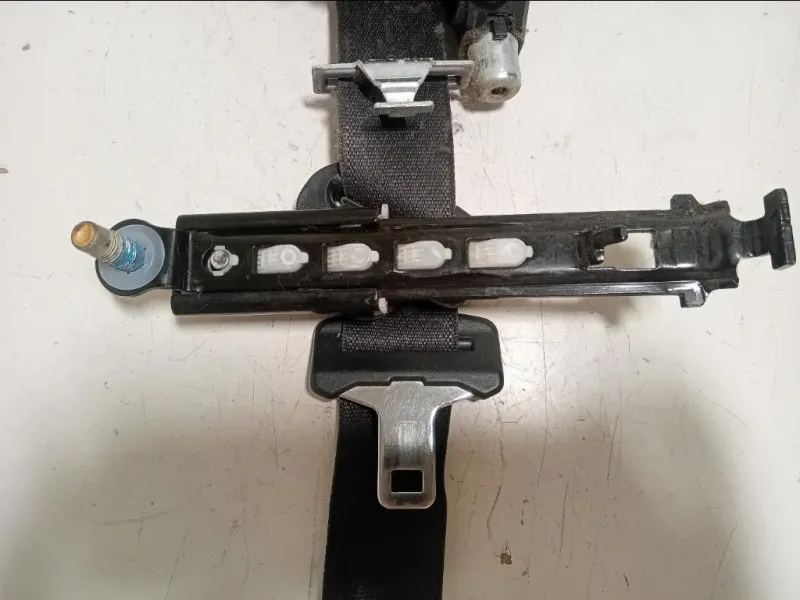 Cintura DI Sicurezza Sedile ANT DX CINTURA DI SICUREZZA SEDILE ANT DX Dodge Nitro 2007