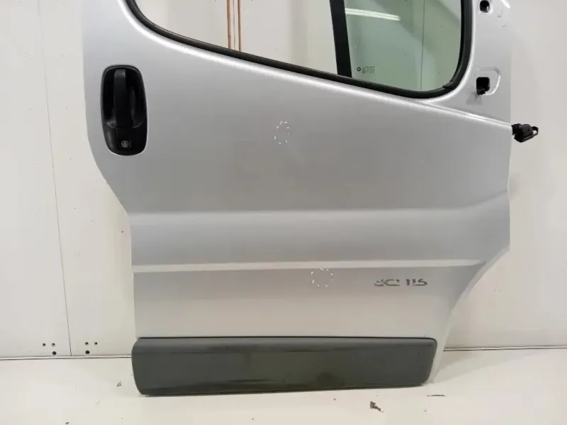 Porta ANT DX 7751478601 Renault Trafic III 2007