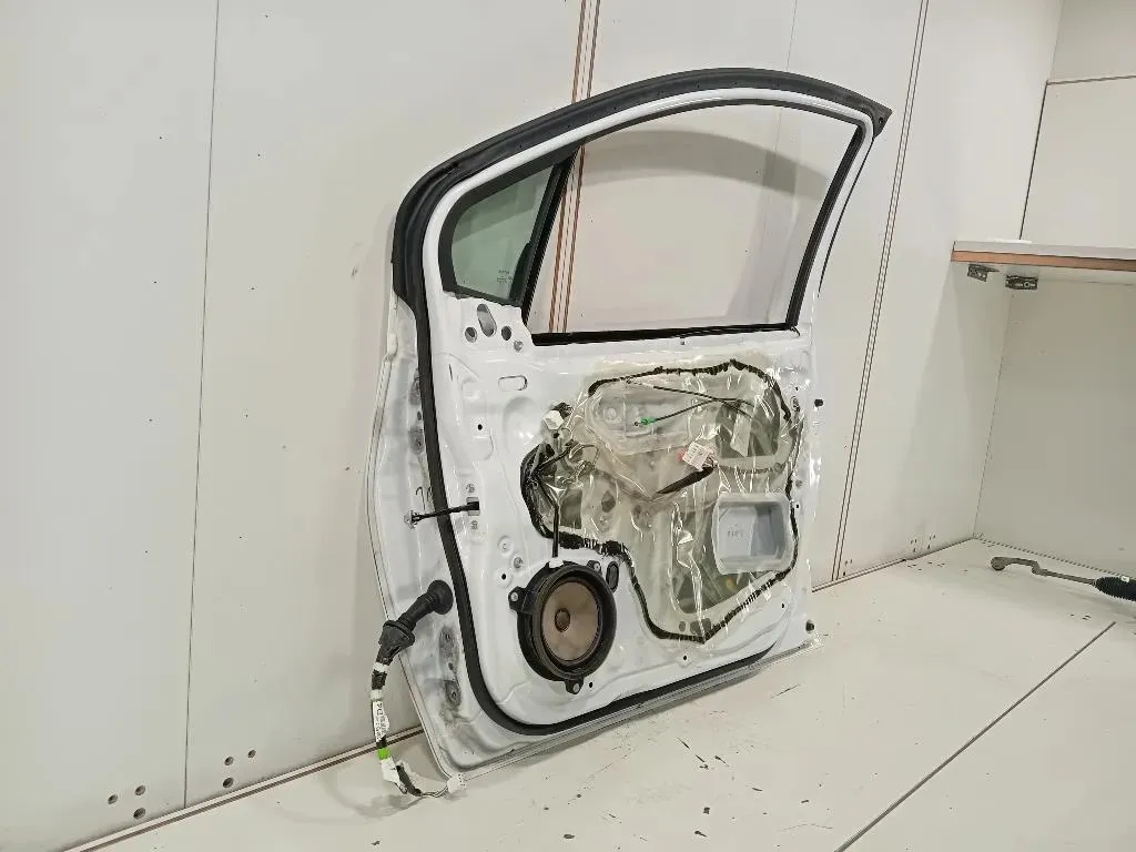 Porta ANT DX 670010D500 Toyota Yaris IV 2012