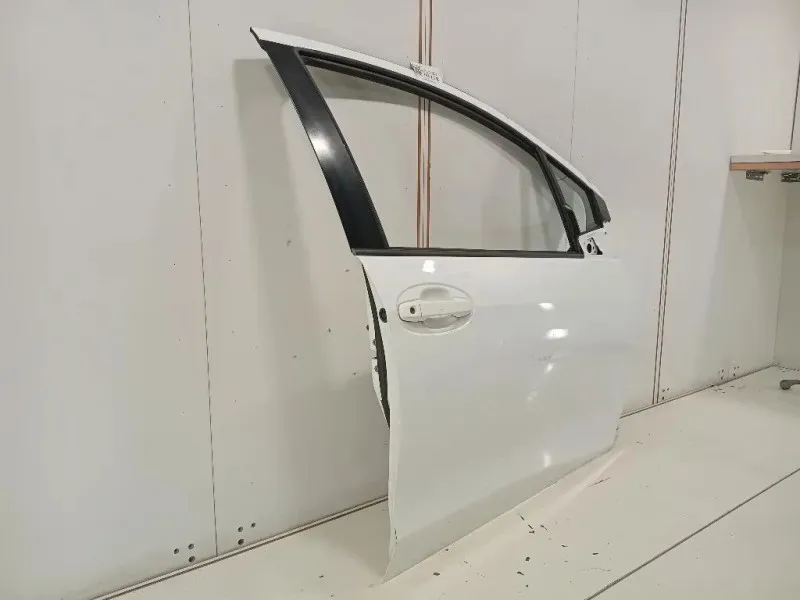 Porta ANT DX 670010D500 Toyota Yaris IV 2012