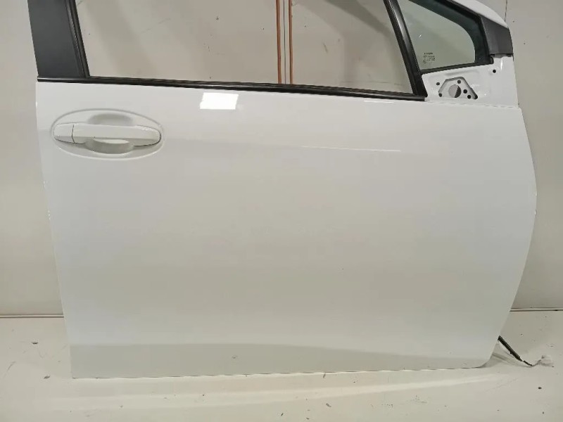 Porta ANT DX 670010D500 Toyota Yaris IV 2017