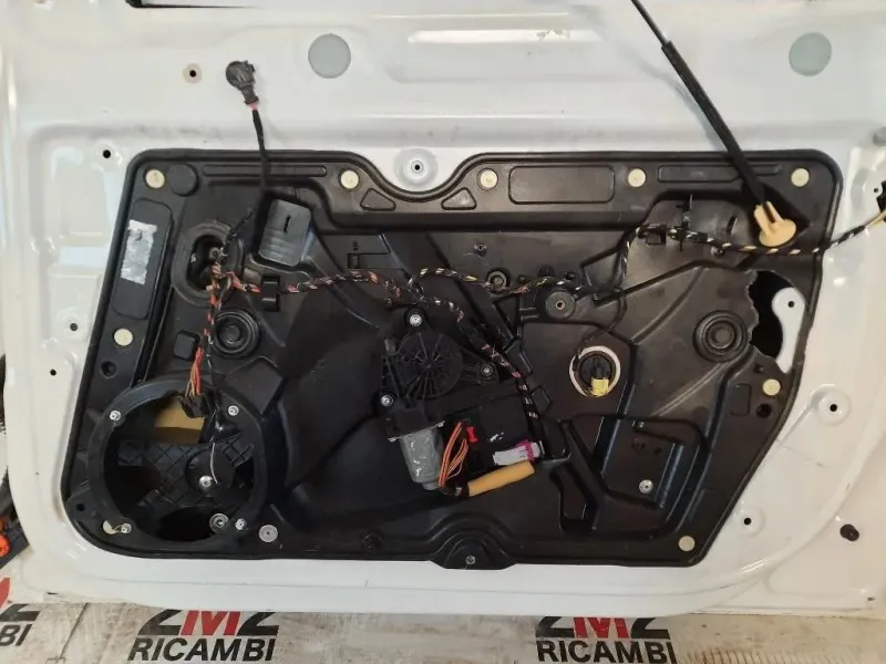 Porta ANT DX 5K4831056H Volkswagen GOLF VI 2009