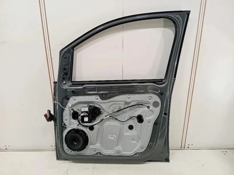 Porta ANT DX 1T0831056AB Volkswagen Touran III 2010