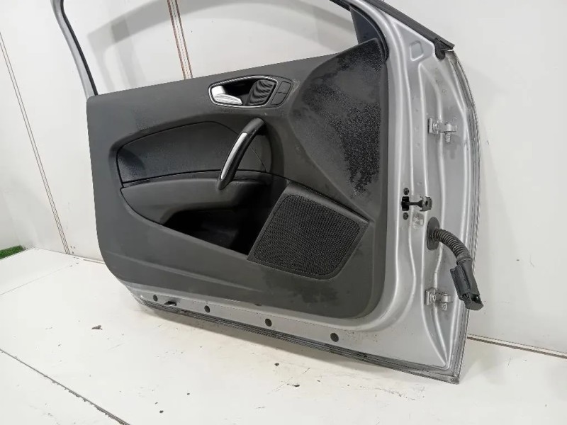 Porta ANT SX 8X3831051A Audi A1 8X1 2010