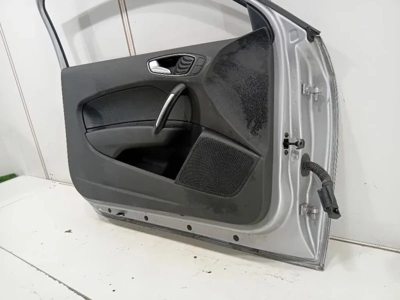 Porta ANT SX 8X3831051A Audi A1 8X1 2010