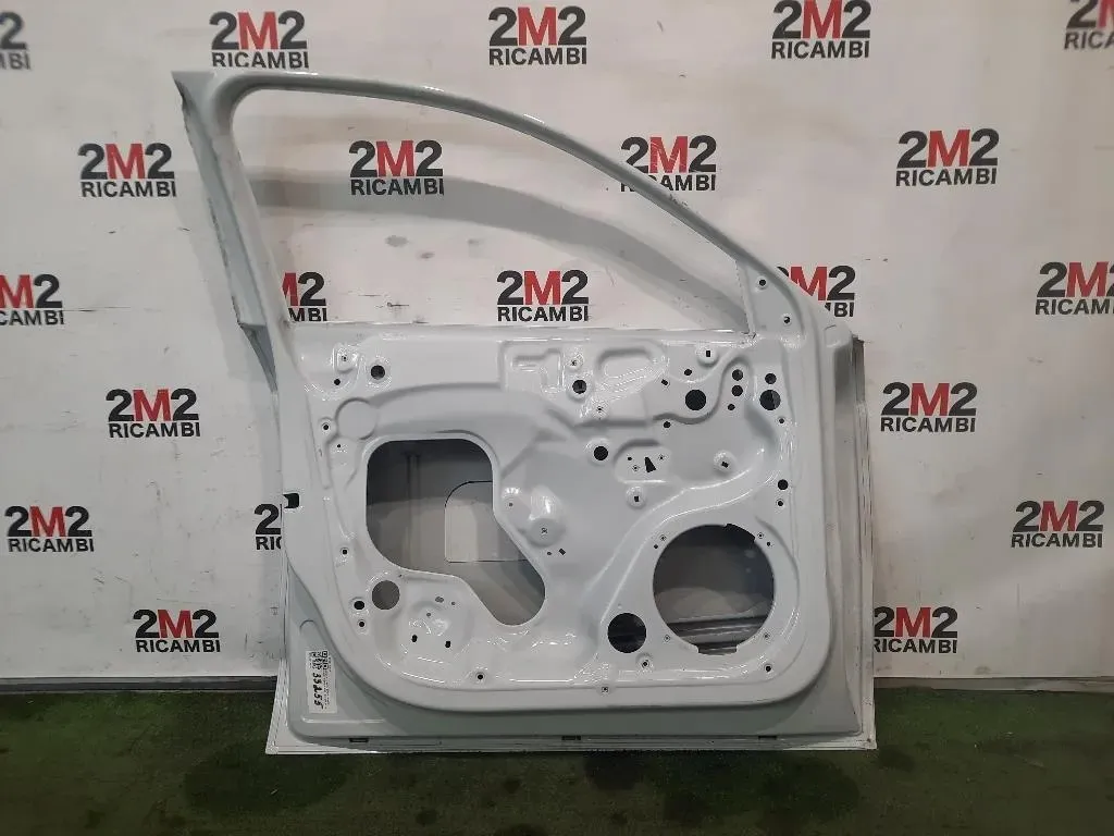 Porta ANT SX 8X4831051A Audi A1 8XF Sportback 2015