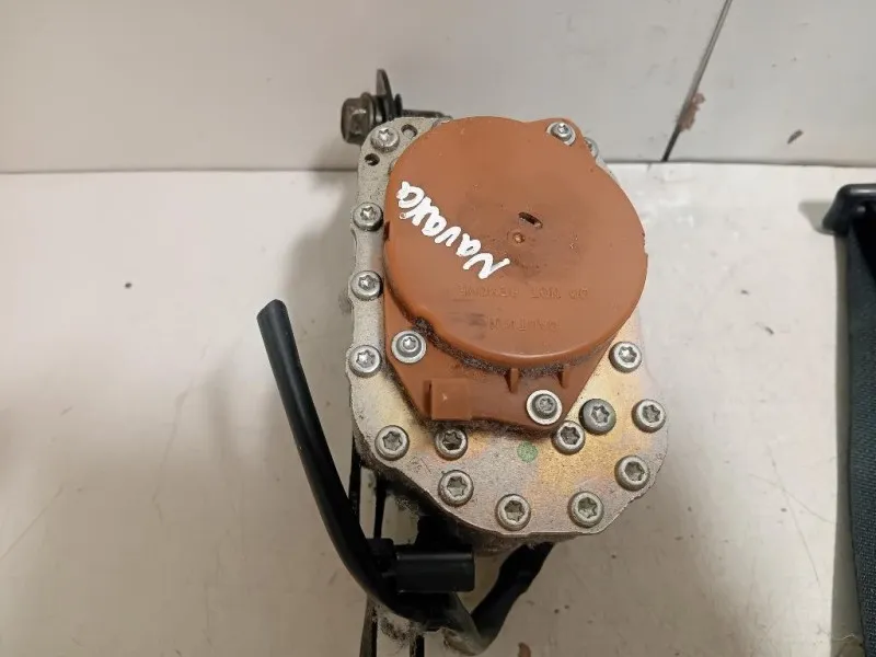 Cintura DI Sicurezza Sedile ANT DX 86884 4X30B Nissan Navara 2010