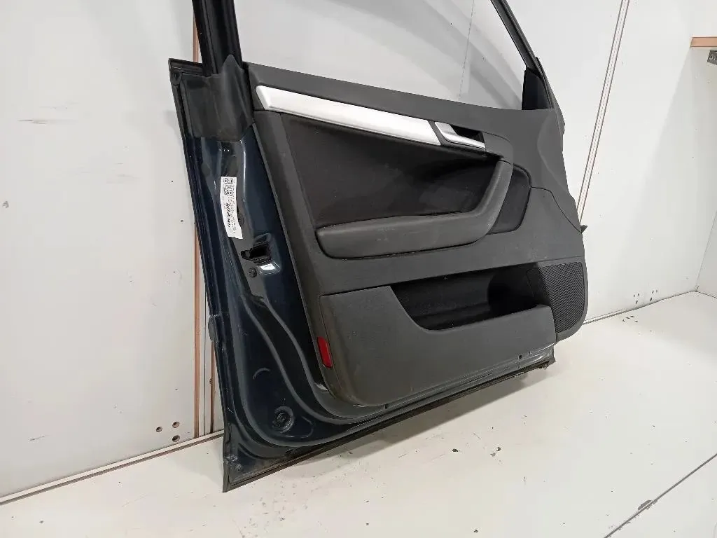 Porta ANT SX 8P4831051A Audi A3 8PA Sportback 2010