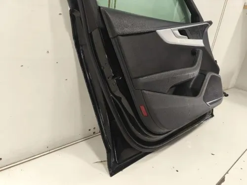 Porta ANT SX 8W0831051 Audi A4 8W2 2015