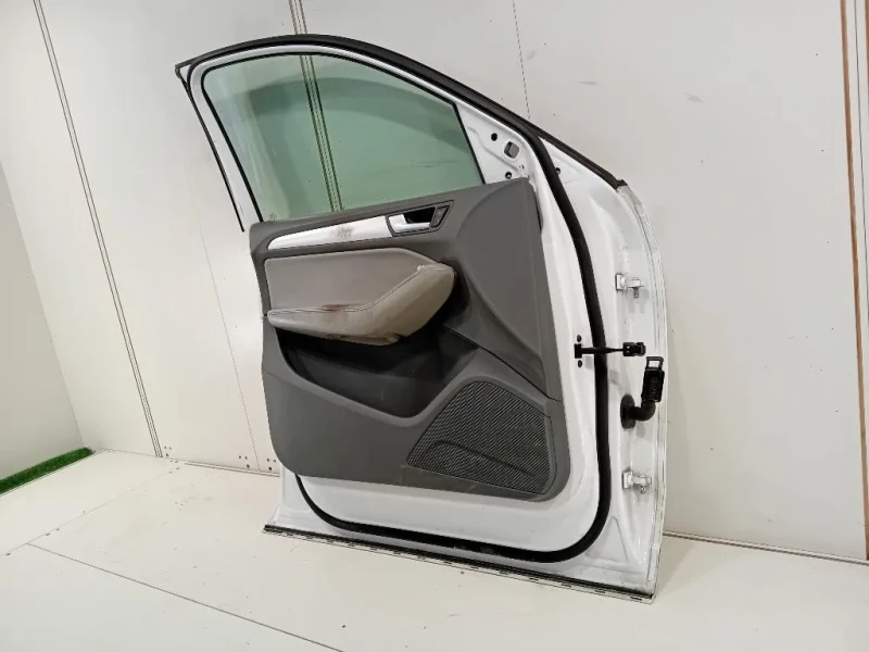 Porta ANT SX 8R0831051E Audi Q5 8RB 2012