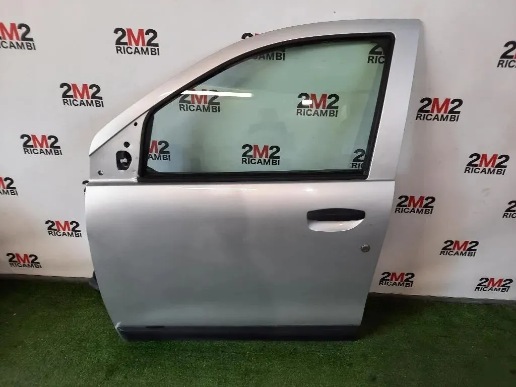 Porta ANT SX NUDA 801017728R Dacia Dokker 2013