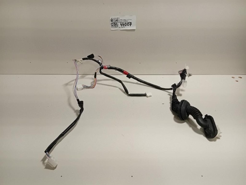 Cablaggio Porta Posteriore SX 82154-0D610 Toyota Yaris IV 2017