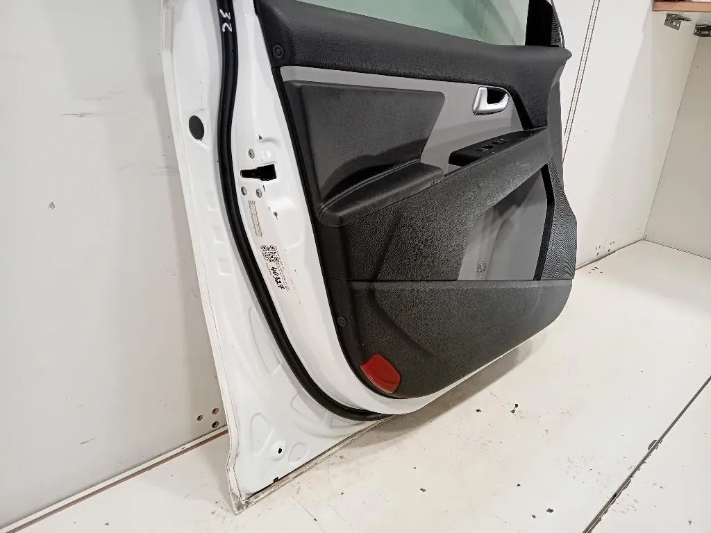 Porta ANT SX 760033W011 Kia Sportage III 2010