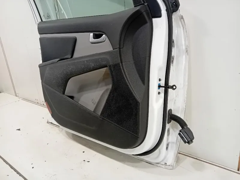 Porta ANT SX 760033W011 Kia Sportage III 2010