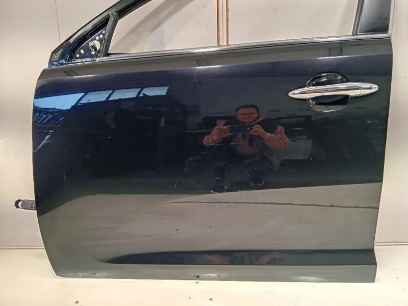 Porta ANT SX 760033W011 Kia Sportage III 2010