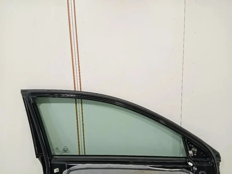 Porta ANT SX 760033W011 Kia Sportage III 2010