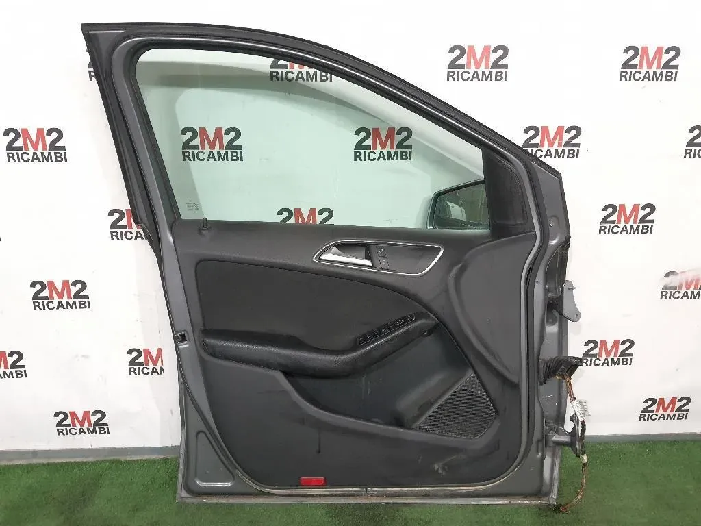 Porta ANT SX NUDA PORTA SPORTELLO Mercedes Classe B W246 2012