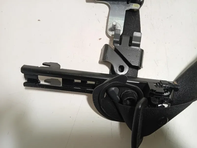 Cintura DI Sicurezza Sedile ANT SX A07303113 Mercedes Classe C W204 2011