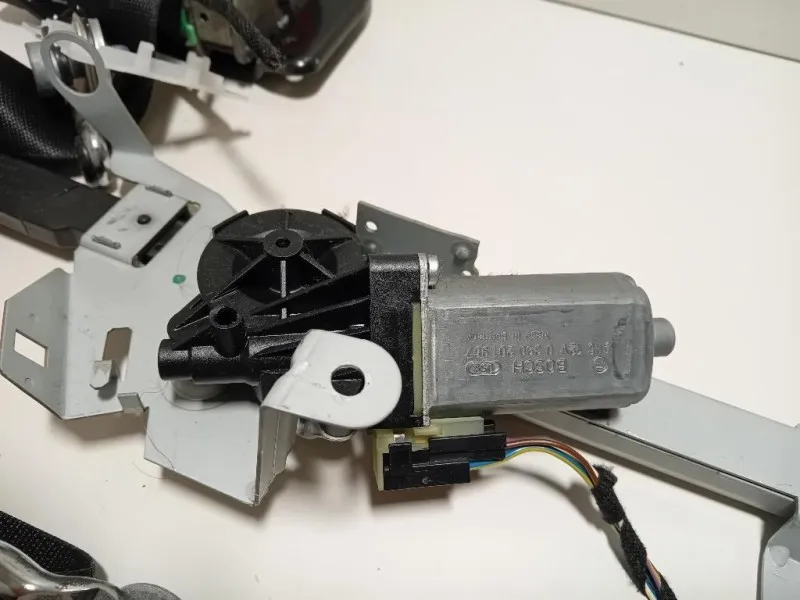 Cintura DI Sicurezza Sedile ANT SX 305753099228 Mercedes Classe CLK C209 2003