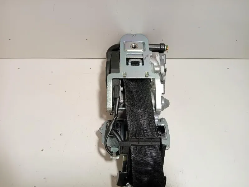 Cintura DI Sicurezza Sedile ANT SX 617112100 Mercedes Classe E W212 2009