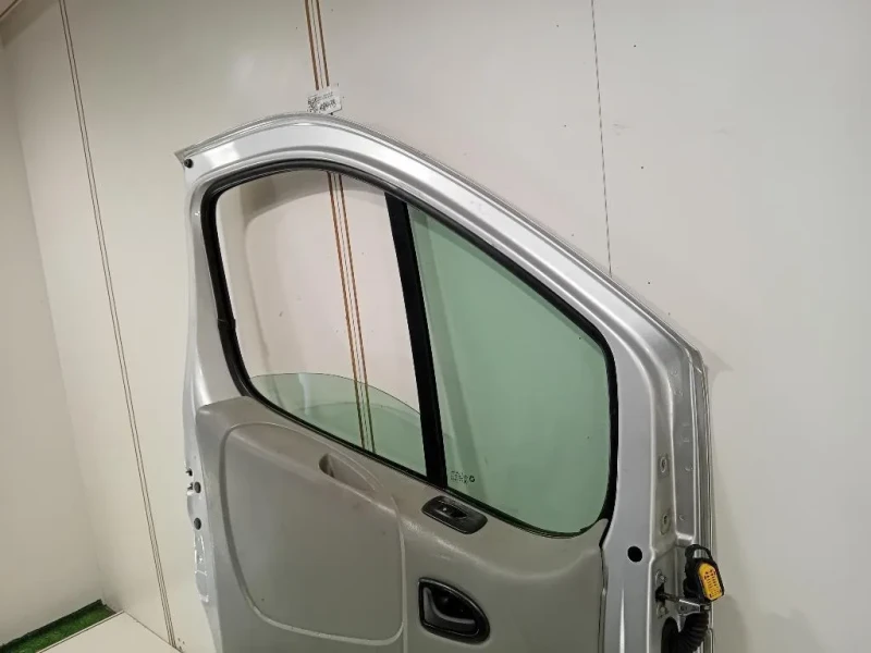 Porta ANT SX 7751478602 Renault Trafic III 2007
