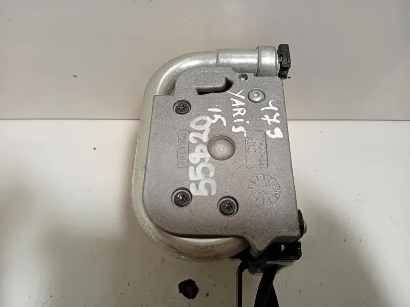 Cintura DI Sicurezza Sedile ANT SX 73220-0D312 Toyota Yaris IV 2014